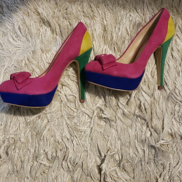 SOLD Color block pumps - Picture 5 of 6